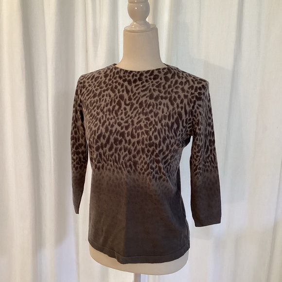 Talbots Gray Animal Print Merino Wool Pullover - Picture 7 of 7